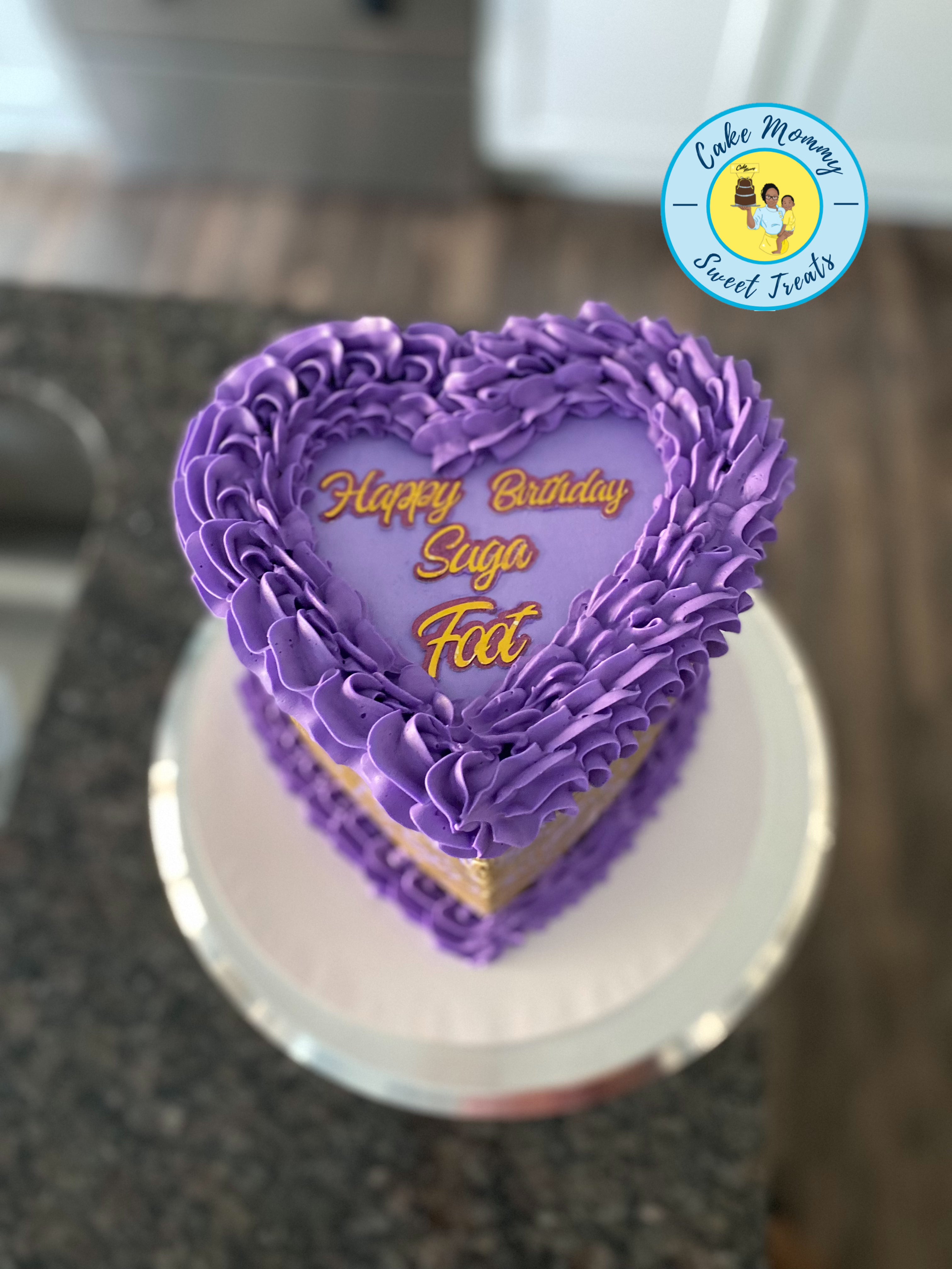 Specialty Round Cakes