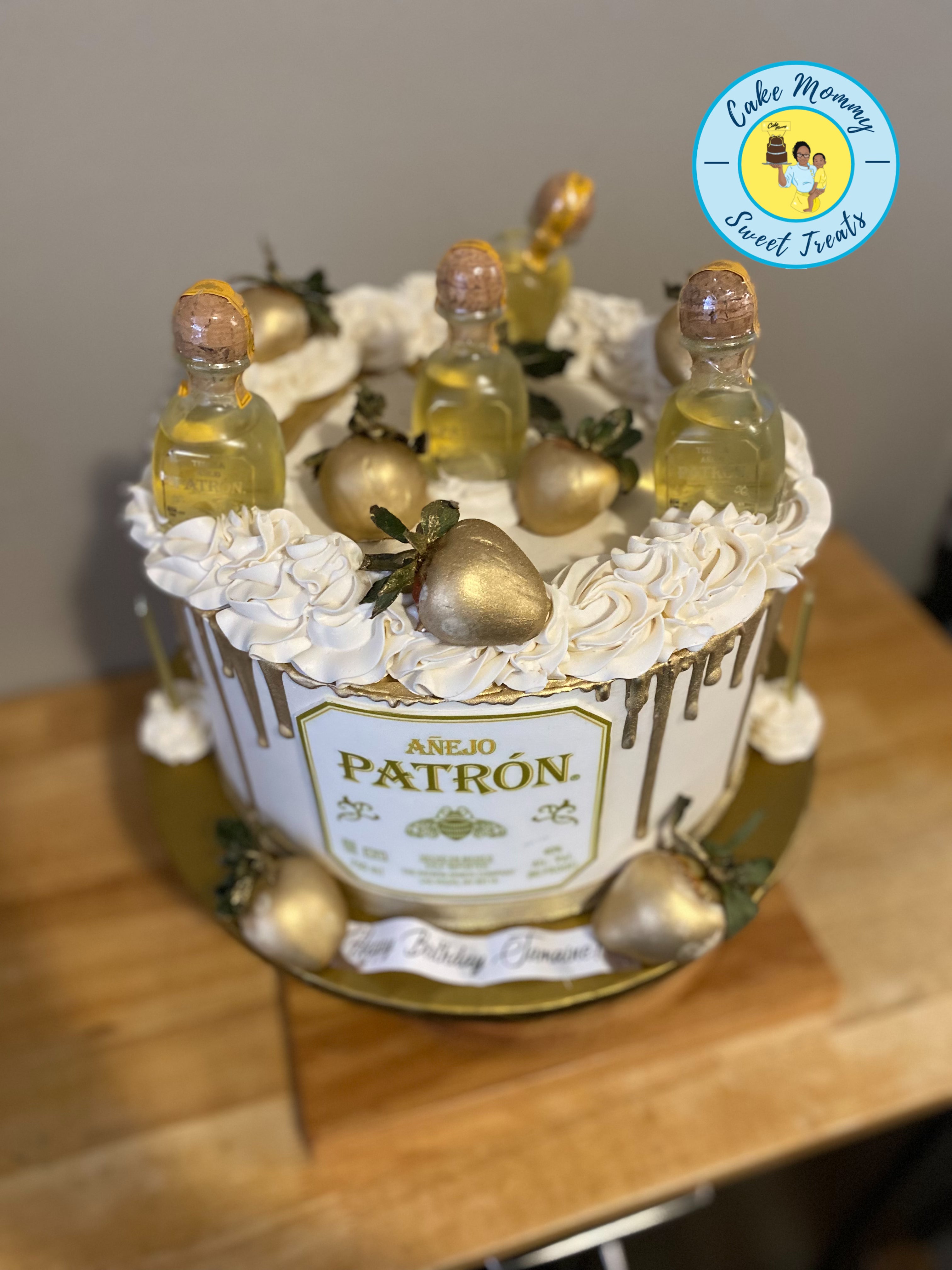 Specialty Round Cakes