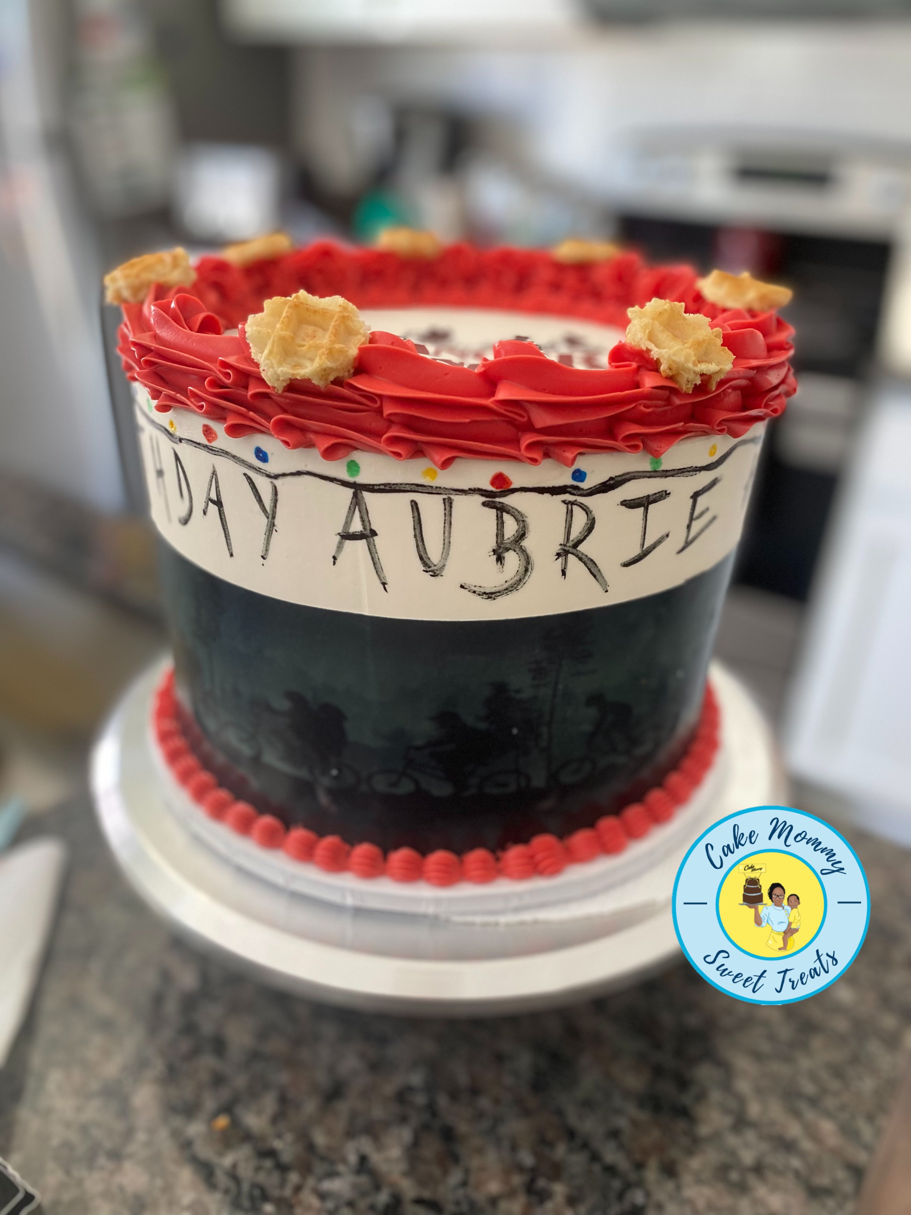 Specialty Round Cakes