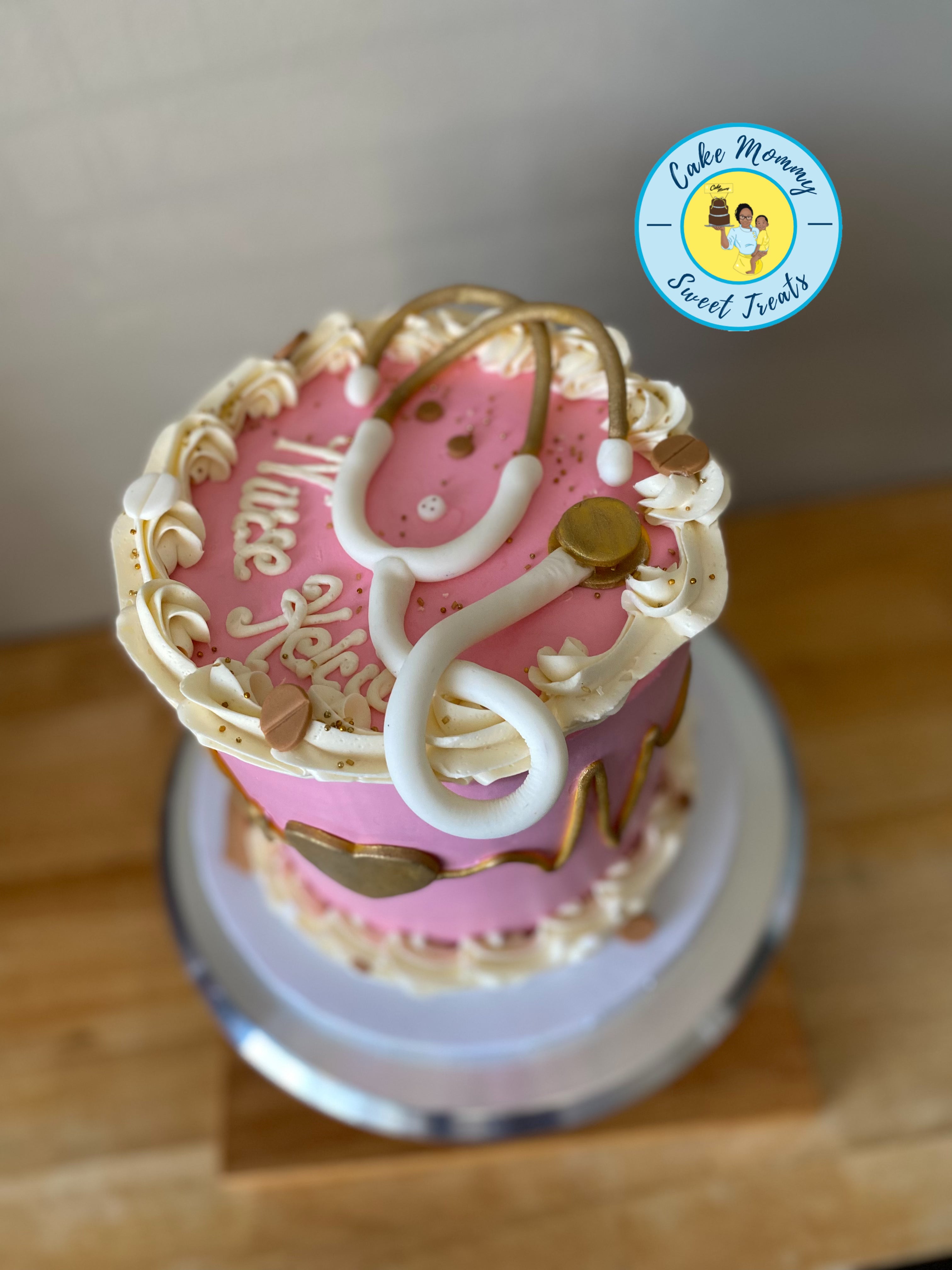 Specialty Round Cakes