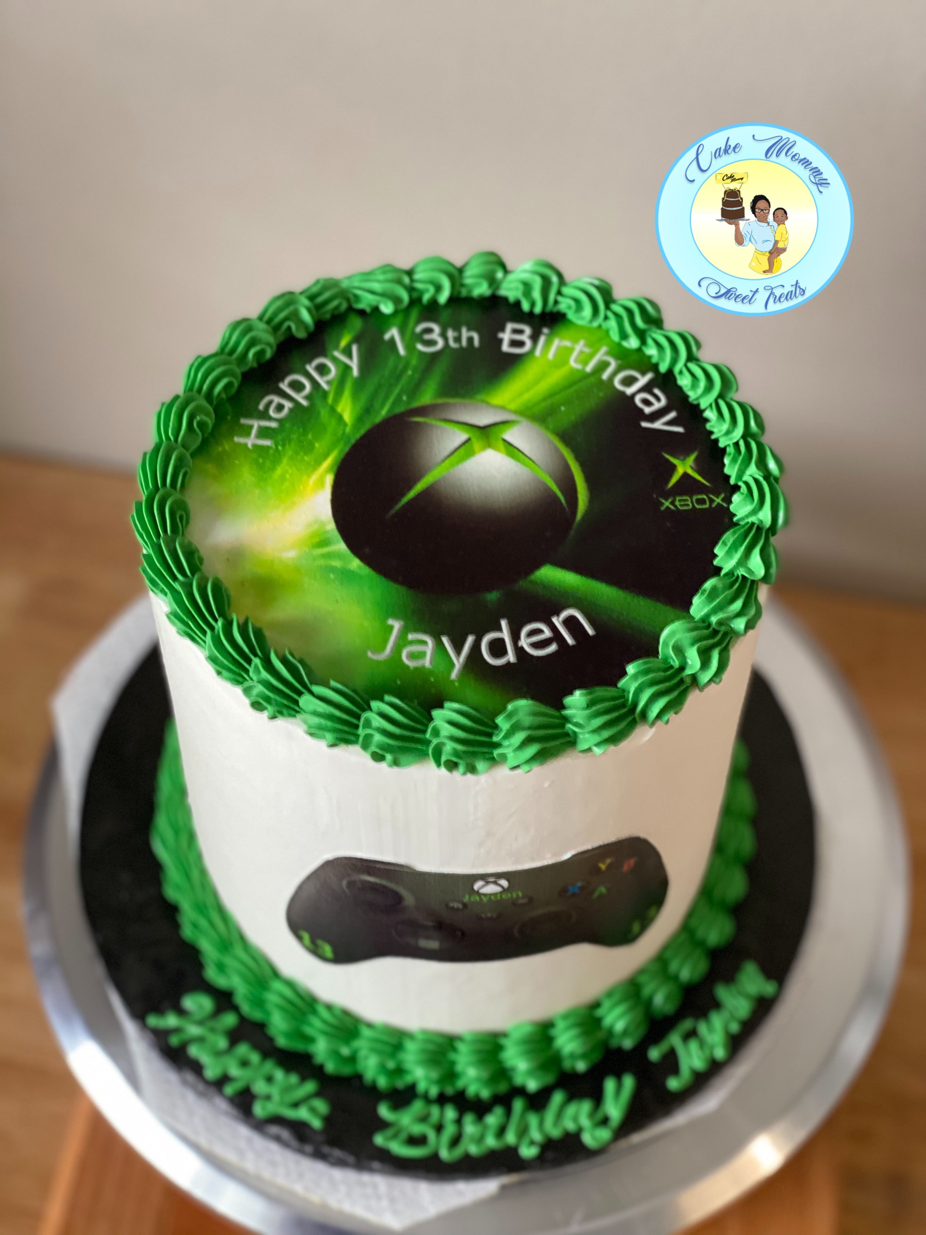 Specialty Round Cakes