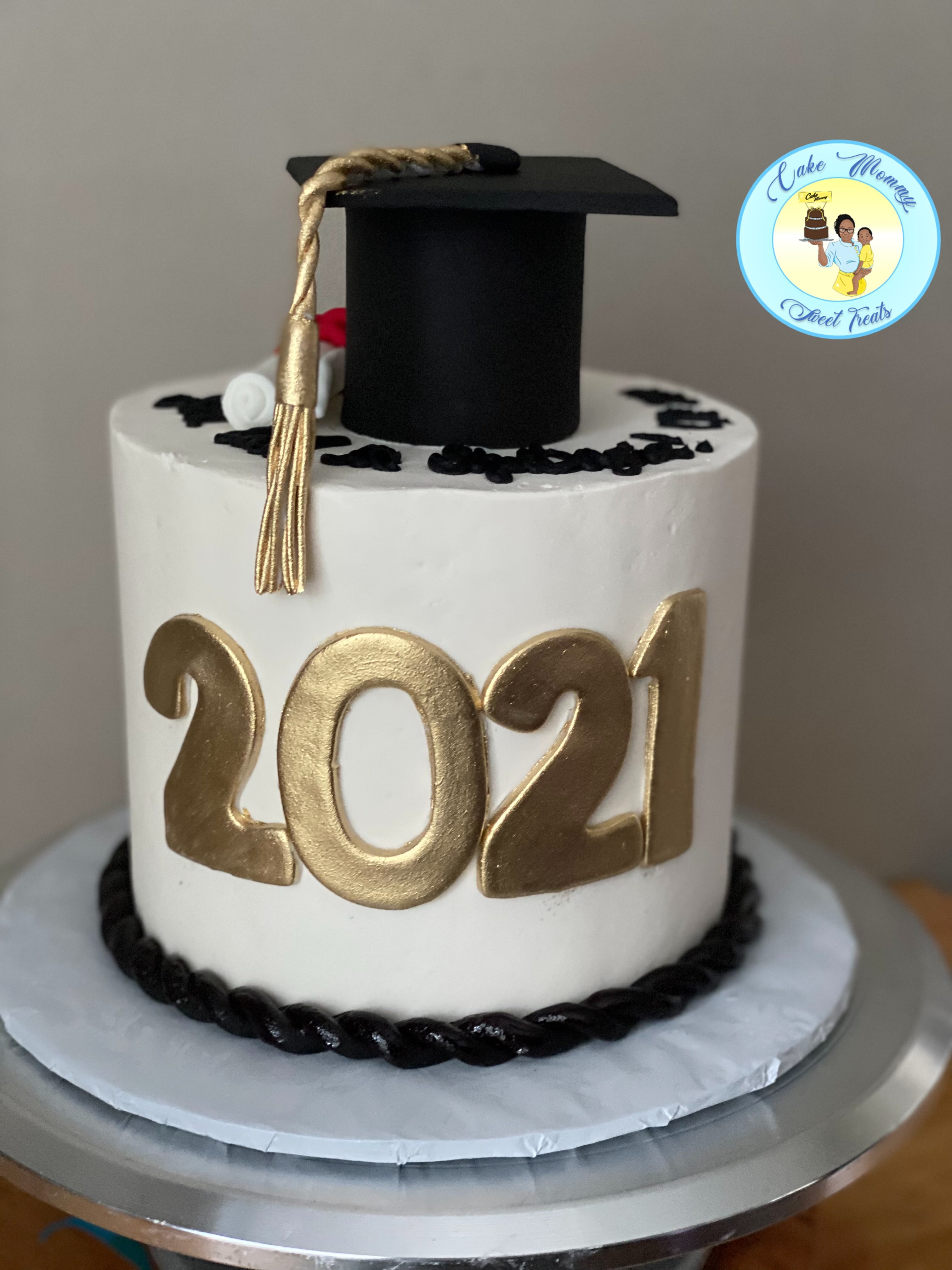 Specialty Round Cakes