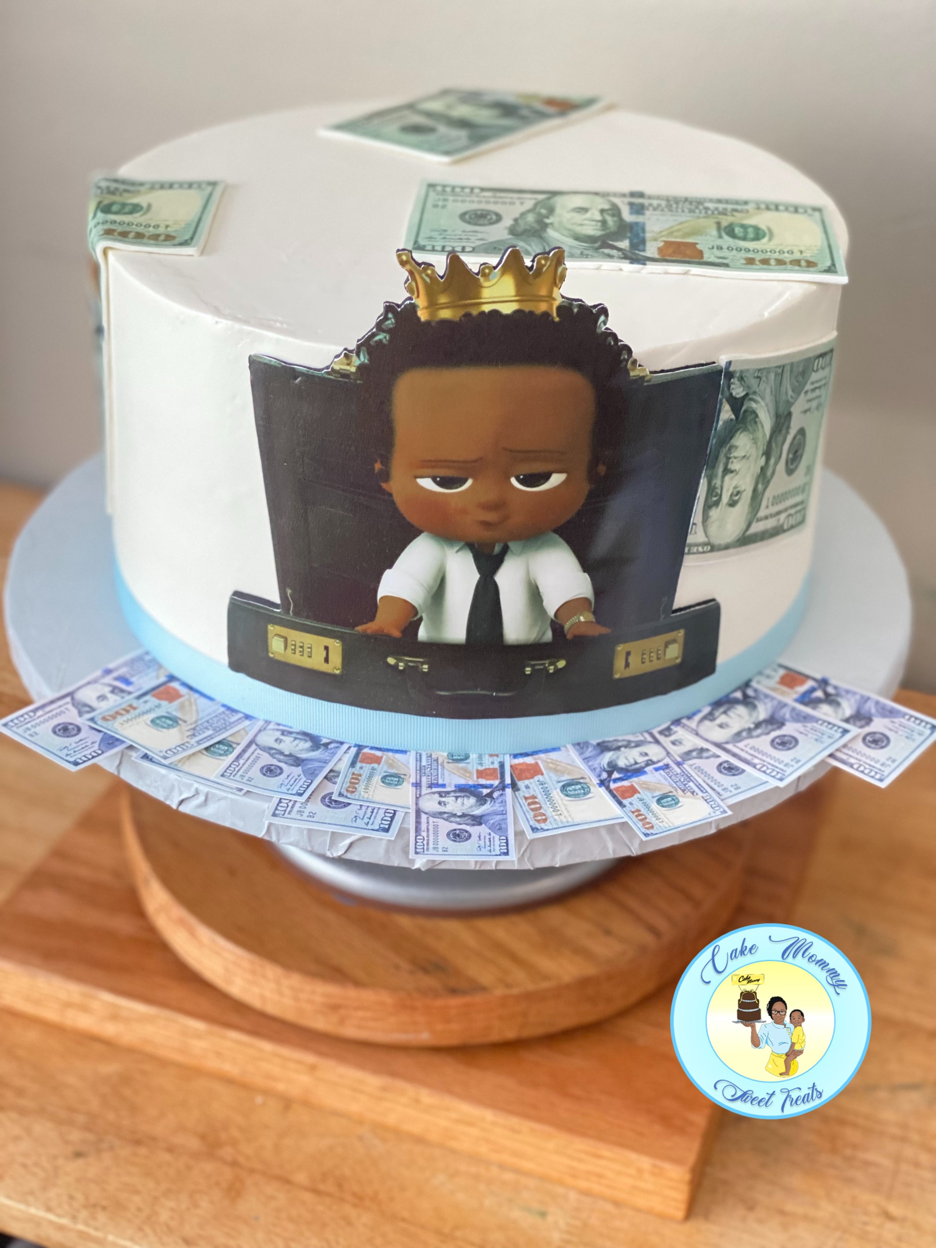 Specialty Round Cakes