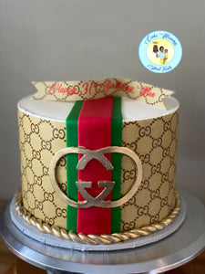 Specialty Round Cakes