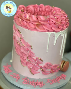 Specialty Round Cakes