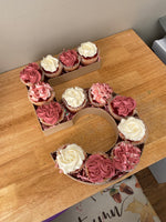 Load image into Gallery viewer, Butter Vanilla Cupcakes
